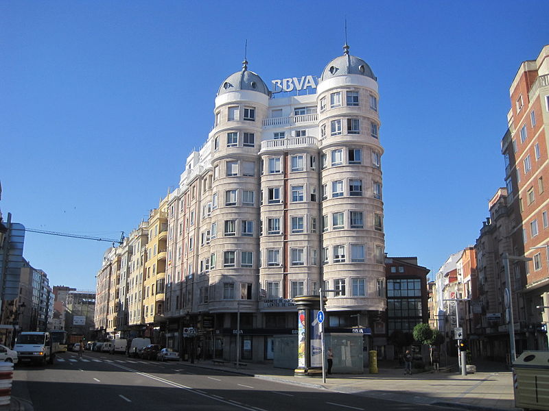 Plaza de Vega