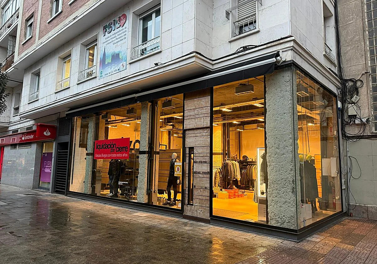 Plaza de España (Tienda de Boss)